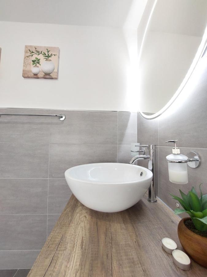 Guest House Palermo Massimo 23 Buitenkant foto