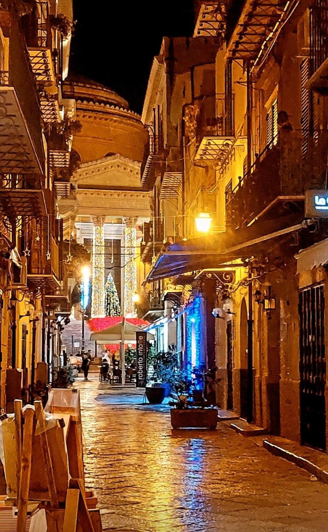 Guest House Palermo Massimo 23 Buitenkant foto